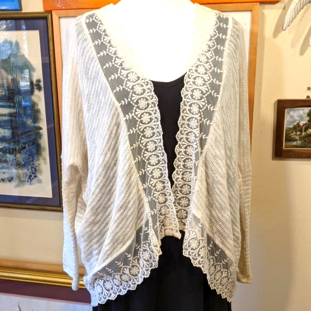 Monteau Lace Open Sweater Shawl
